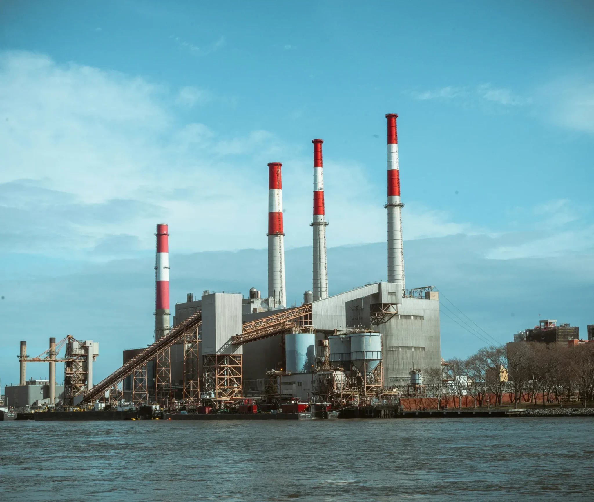 Commercial diving inspection at industrial energy facility — TUF International